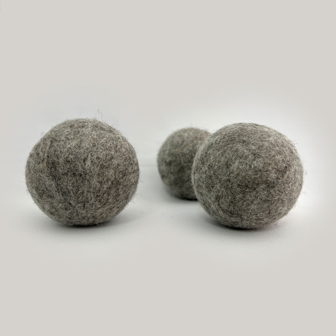 Moss Creek Barn Boxes with 3 Wool Balls Per Box - 6-Pack